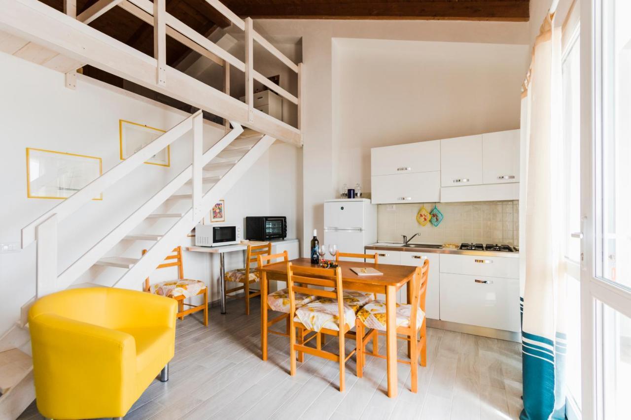 Residence Fior Di Sulcis Calasetta Eksteriør billede