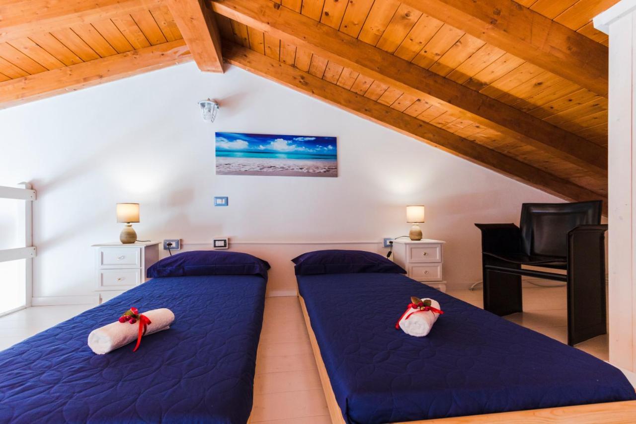 Residence Fior Di Sulcis Calasetta Eksteriør billede