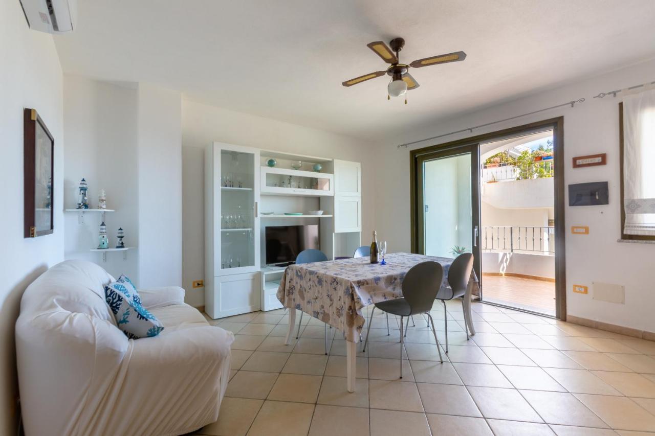 Residence Fior Di Sulcis Calasetta Eksteriør billede