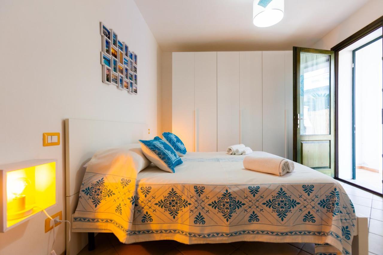 Residence Fior Di Sulcis Calasetta Eksteriør billede