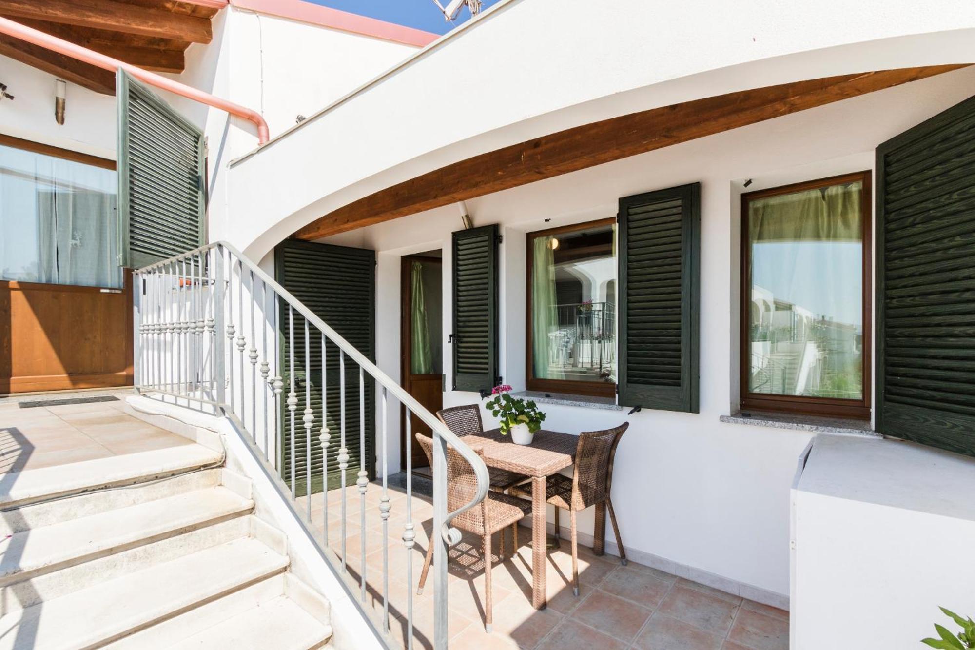 Residence Fior Di Sulcis Calasetta Eksteriør billede